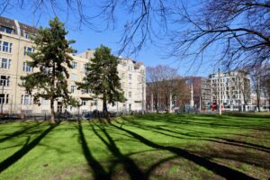 Kölner Südstadt - Altbauwohnung, Makler