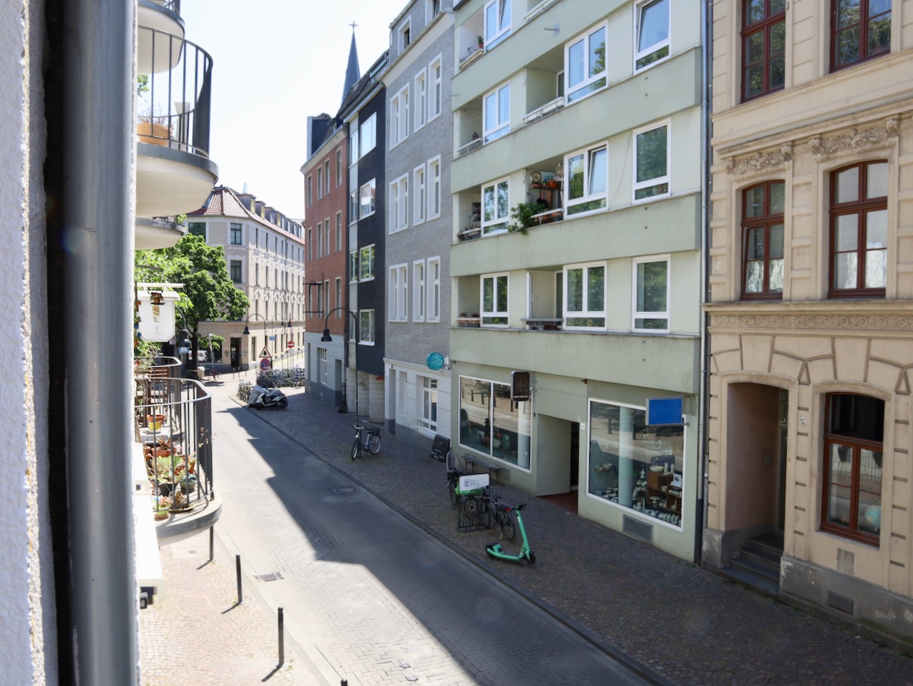 Makler, Kölner Südstadt, möbliertes Apartment, mieten
