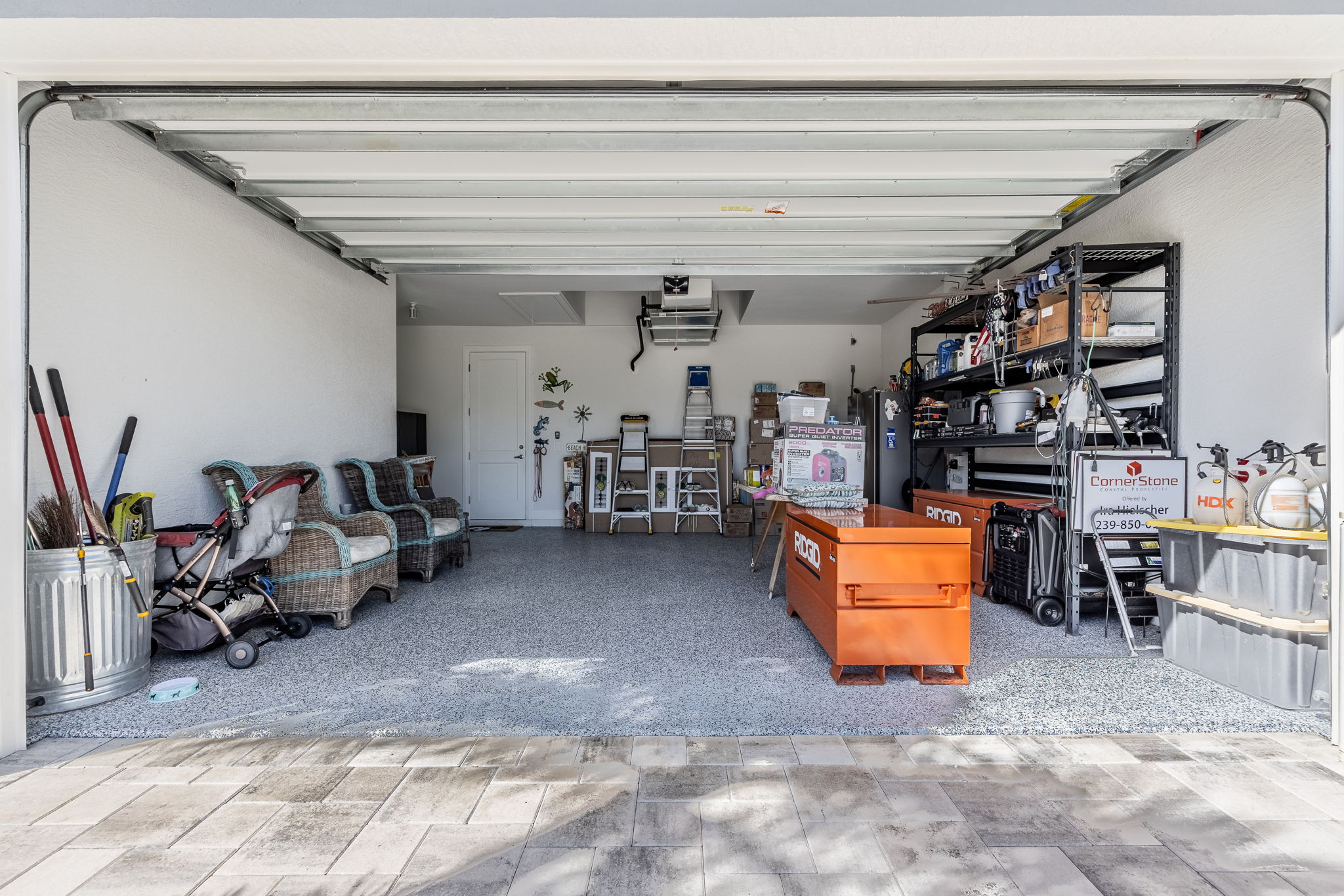 The White House in Cape Coral, Florida