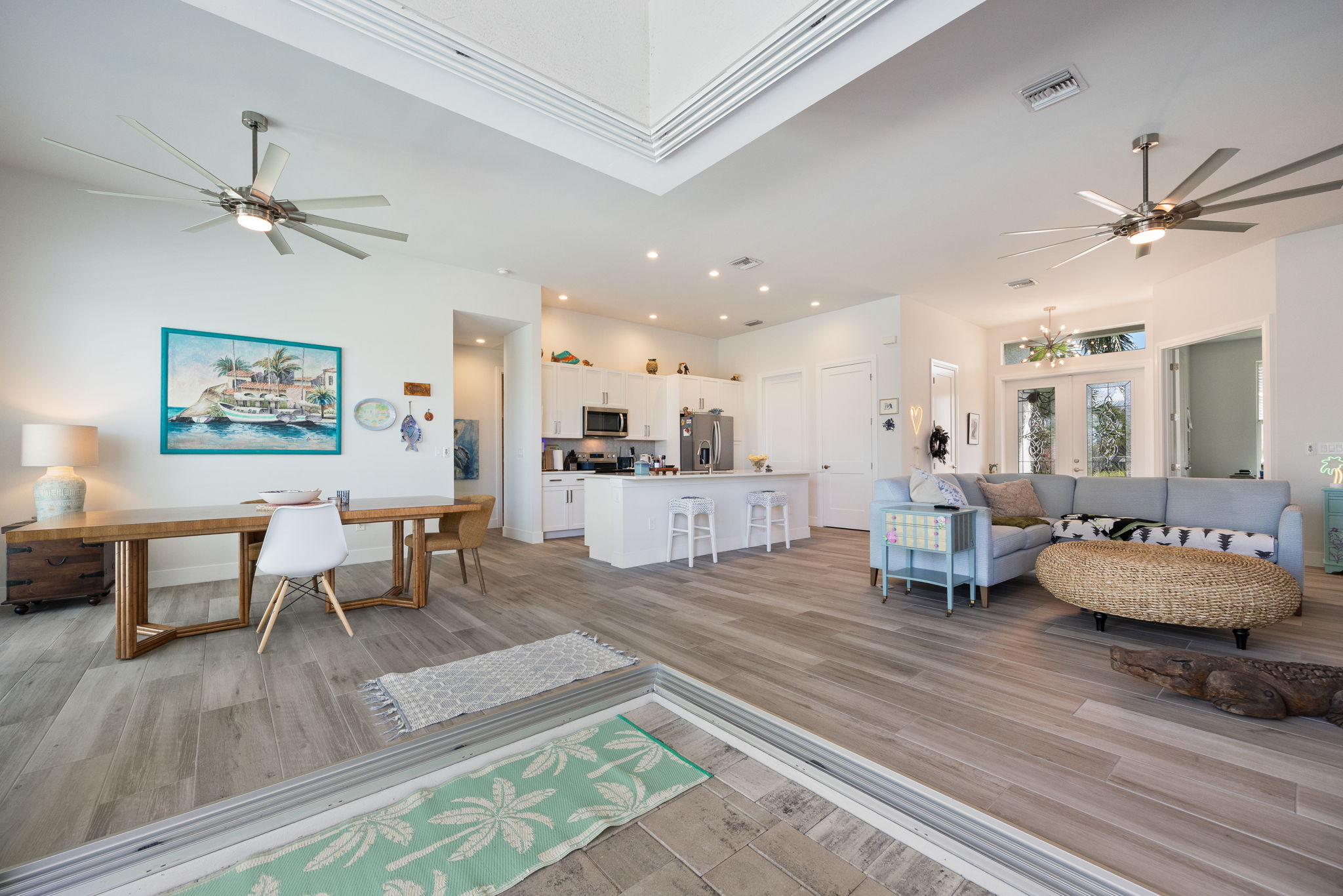 The White House in Cape Coral, Florida