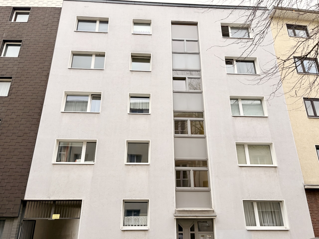 Mehrfamilienhaus am Mülheimer Hafen in Köln