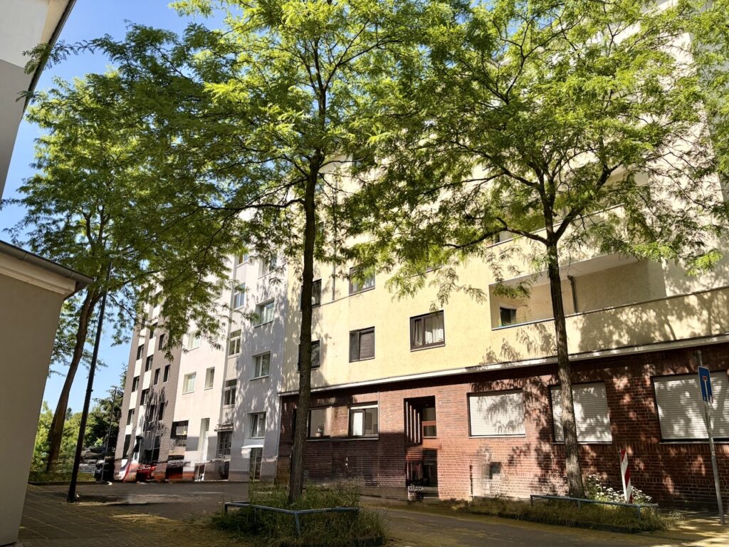Mehrfamilienhaus