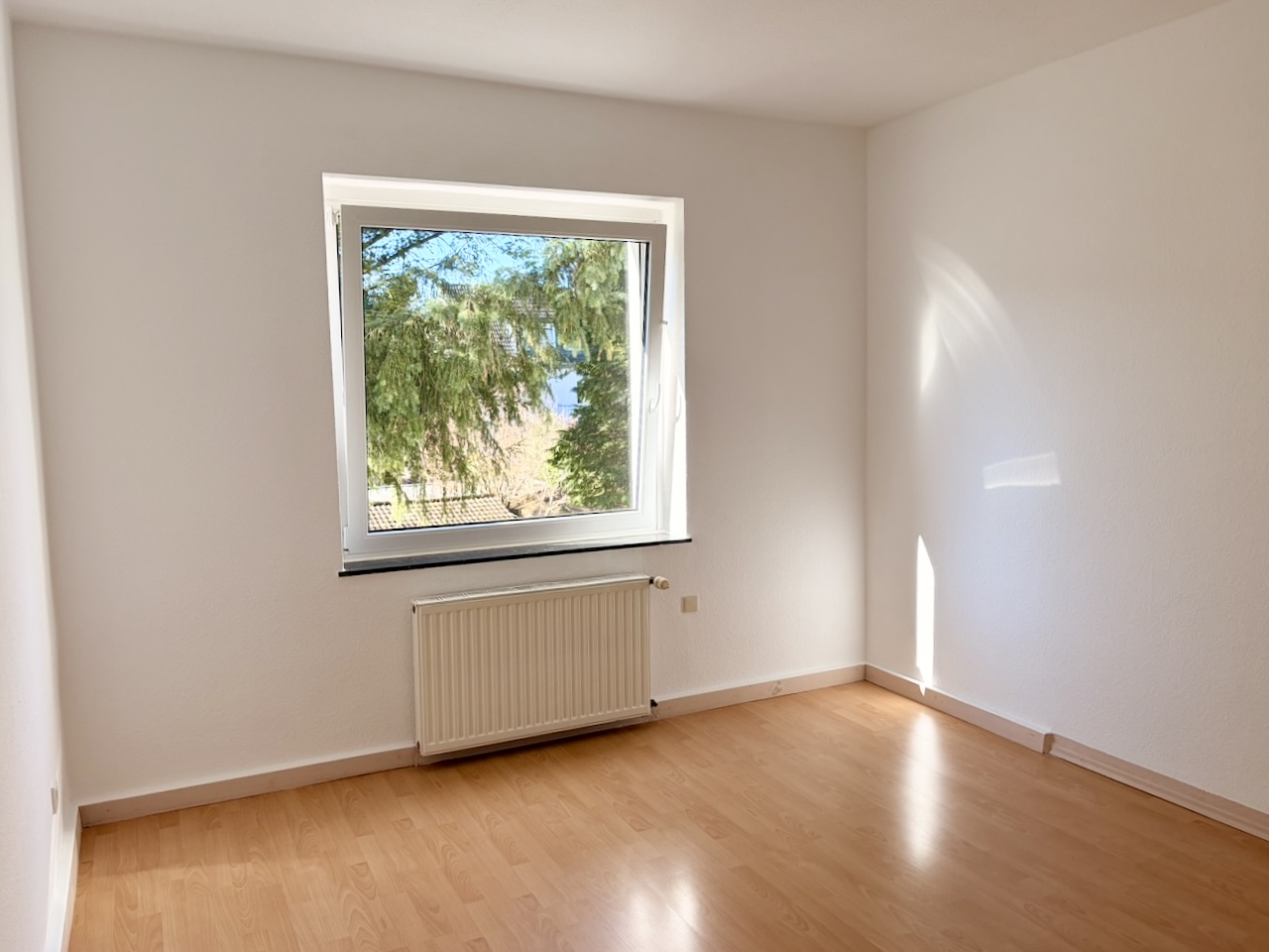 Eigentumswohnung in Köln-Dellbrück, Makler, Immobilienbüro, Immobilie