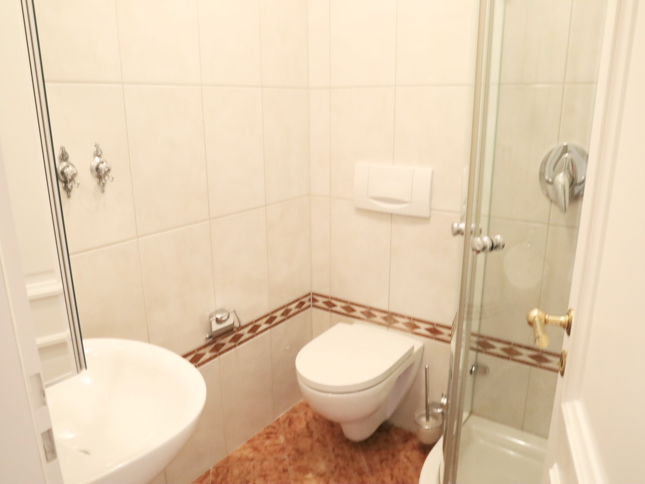 Immobilienangebot von Makler Goost in Köln-Marienburg